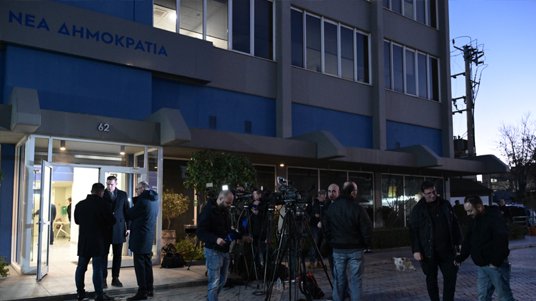 Νομοσχέδιο για ομόφυλα ζευγάρια: Ολοκληρώθηκε το διήμερο «φροντιστήριο» των βουλευτών της ΝΔ