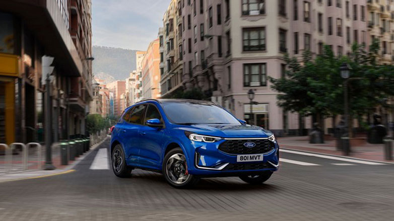 Ανανεωμένο Ford Kuga: Με νέα αυτοφορτιζόμενη υβριδική έκδοση που προσφέρει αυτονομία μέχρι και 900χλμ.
