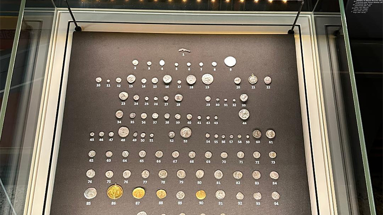 Η συλλογή Αναστάση Παπαληγούρα δωρεά στο Νομισματικό Μουσείο