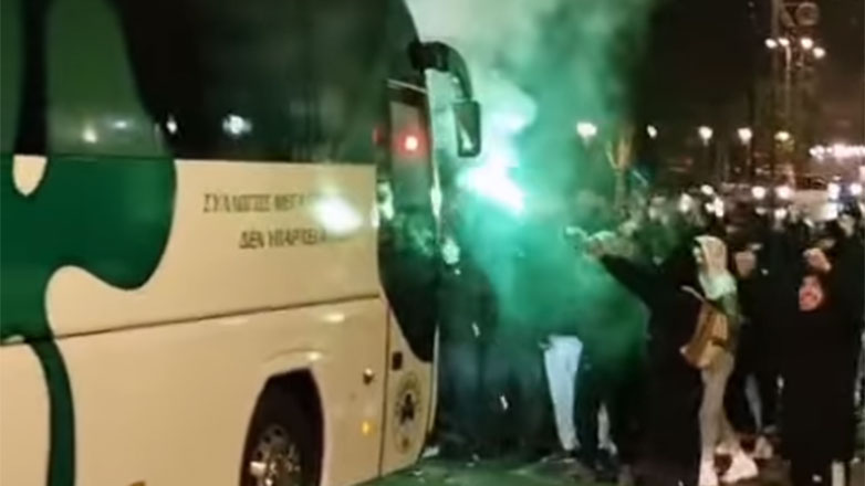 Παναθηναϊκός: Το πάρτι των παικτών στα αποδυτήρια του «Γ. Καραϊσκάκης» και η αποθέωση στον Πύργο Αθηνών!