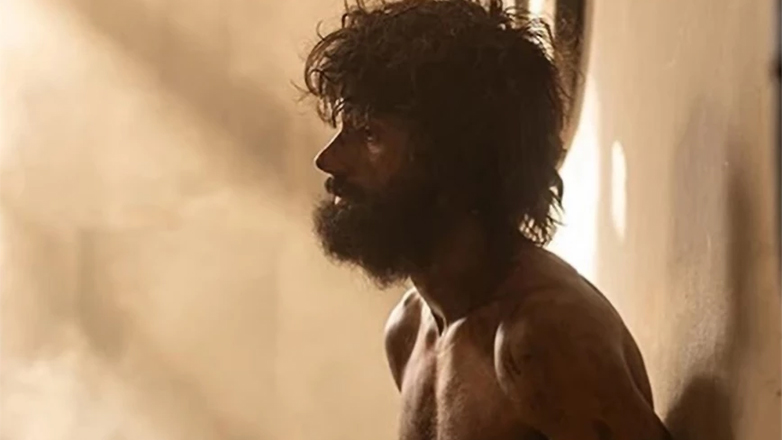 Πάνος Βλάχος: Η μεγάλη μεταμόρφωση του ηθοποιού για τη νέα σειρά «17 Κλωστές»