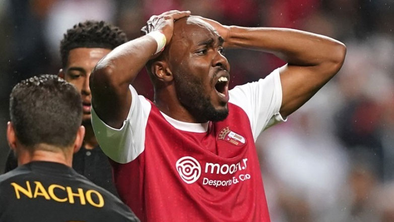 A Bola: «Ανατροπή με Αλ Μουσράτι, μένει στην Μπράγκα»