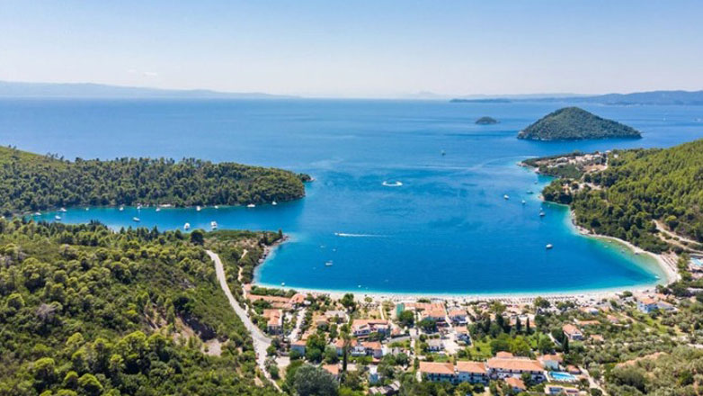 Οι New York Times προβάλλουν το Mamma Mia και τη Σκόπελο μέσω της μουσικής