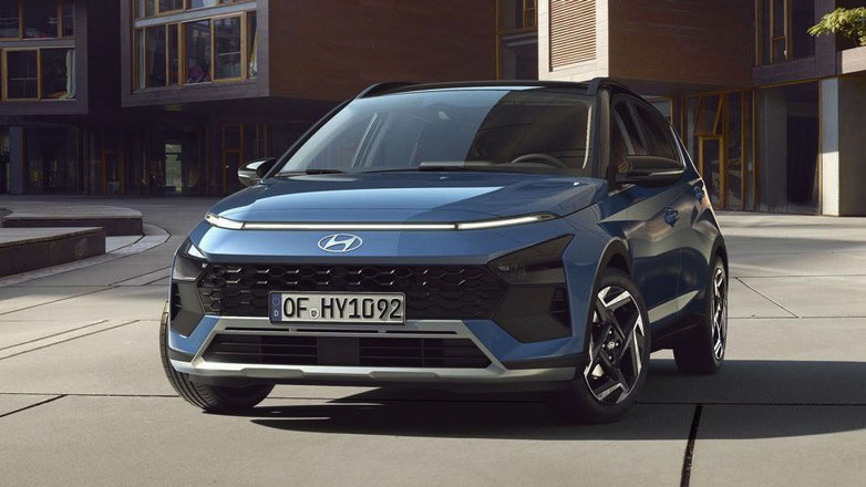 Ανανέωση για το Hyundai Bayon – Με στάνταρ οθόνη 10.25 ιντσών και μεγαλύτερη LED μπάρα