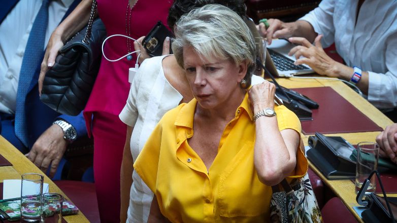 Κόντρα Ακρίτα με Καρανίκα για τις Σπέτσες: «Δεν σας καλεί να περάσετε τούφα» – «Δεν μας παρατάς… Ασαπέρα αγόρι μου»