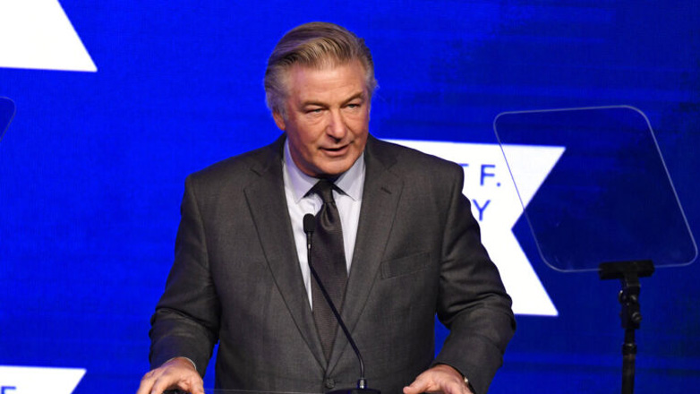 Άλεκ Μπάλντουιν: Αντιμέτωπος με νέα κατηγορία για ανθρωποκτονία από αμέλεια