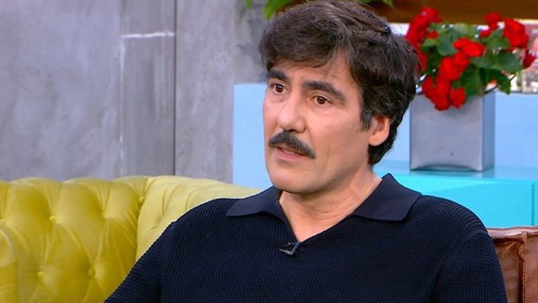 Αντώνης Καρυστινός: «Έχω επιλέξει να μην εμφανίζω δημόσια τη γυναίκα μου»