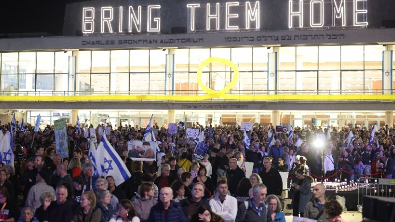 Αντικυβερνητική διαδήλωση στο Τελ Αβίβ με αίτημα την επιστροφή των ομήρων και τη διεξαγωγή εκλογών