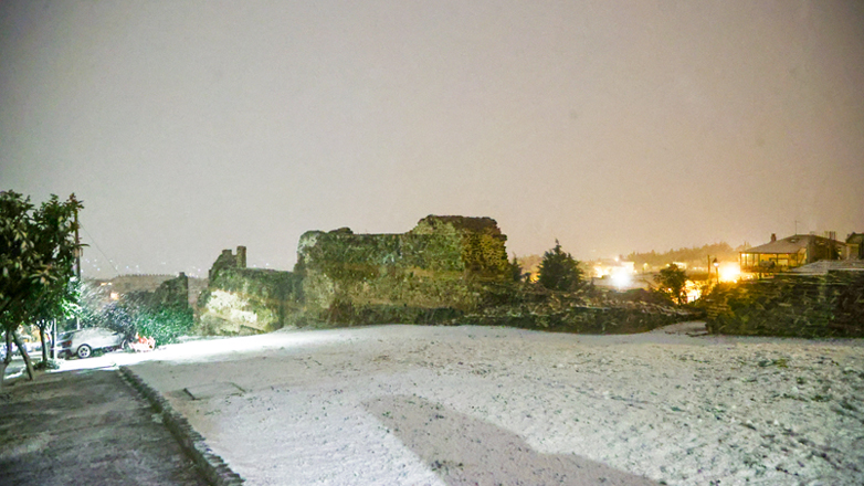 Υποχωρoύν τα χιόνια αλλά το κρύο παραμένει