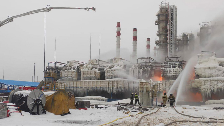 Ρωσία: Σε κατάσταση συναγερμού οι υποδομές στην περιφέρεια του Λένινγκραντ μετά την πυρκαγιά στον τερματικό σταθμό αερίου