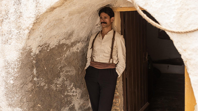 «17 Κλωστές»: Η νέα σειρά του Σωτήρη Τσαφούλια έρχεται και αναμένεται να καθηλώσει το κοινό!