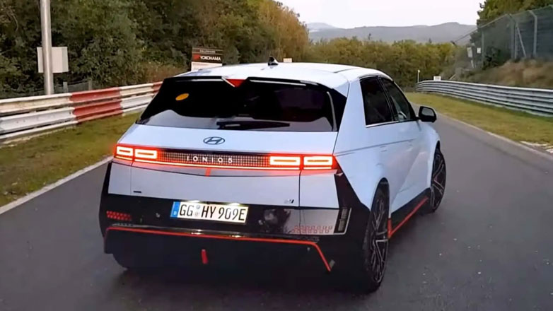 Ήρθε η εποχή που τα ηλεκτρικά Crossover είναι εξίσου γρήγορα και ικανά όπως τα αμιγώς sport βενζινοκίνητα μοντέλα