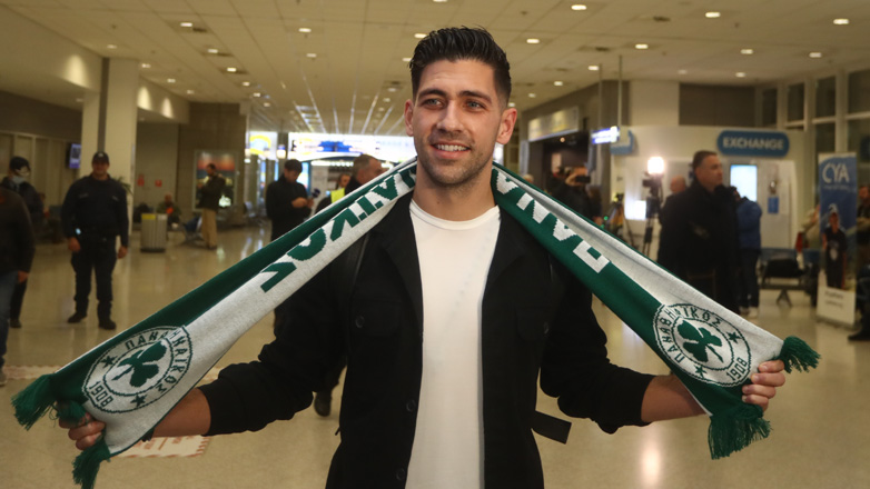 Στην Αθήνα για τον Παναθηναϊκό ο Μπακασέτας: «Είχα ανάγκη αυτή τη νέα πρόκληση, θρύλος ο Τερίμ»