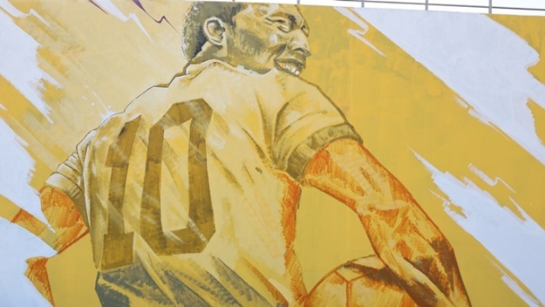 Γυναίκα που ισχυρίζεται ότι είναι κόρη του Πελέ ζητά να γίνει εκταφή