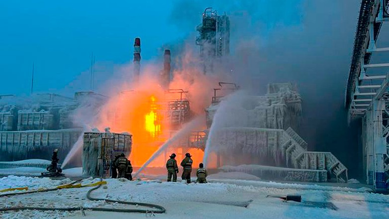 Ρωσία: Κατασβέστηκε η φωτιά στον τερματικό σταθμό Ουστ-Λουγκά της Novatek