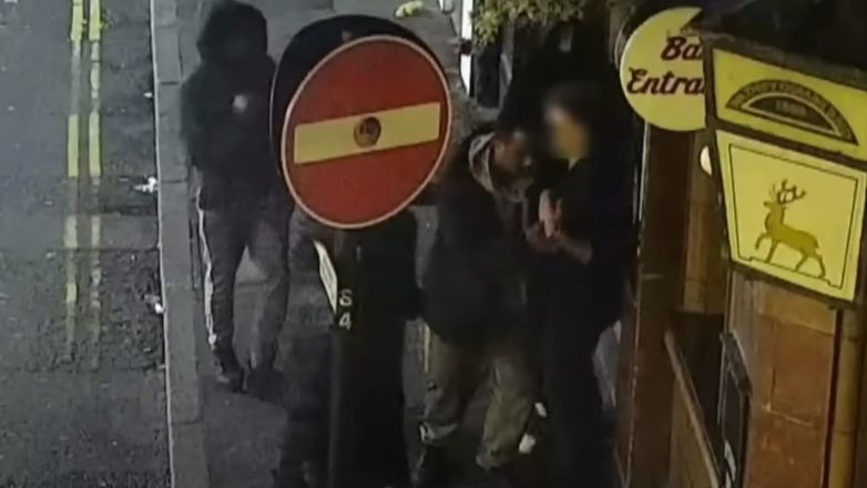 Μυστικοί αστυνομικοί συλλαμβάνουν κλέφτες ρολογιών πολυτελείας στο Λονδίνο