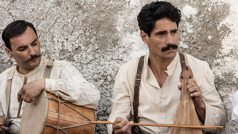 «17 Κλωστές»: Απόψε η πολυαναμενόμενη πρεμιέρα της νέας σειράς της COSMOTE TV