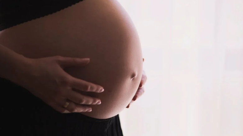 Ρώμη: Τρανς άνδρας ανακάλυψε ότι ήταν πέντε μηνών έγκυος