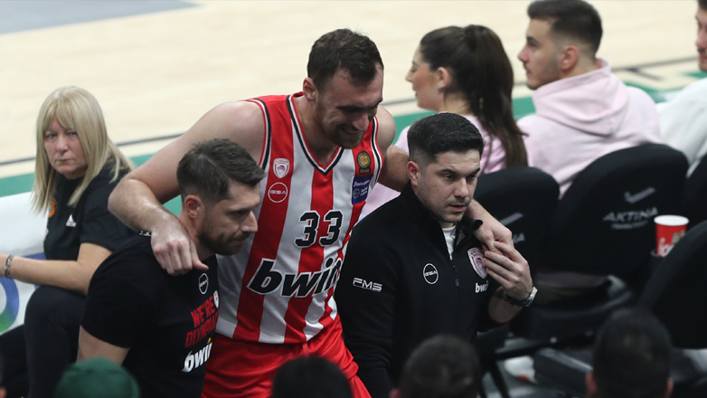 Σε αναζήτηση σέντερ ο Ολυμπιακός μετά τον σοβαρό τραυματισμό του Νίκολα Μιλουτίνοφ