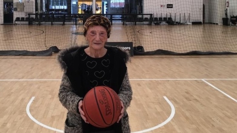 Πέθανε η πρώτη αρχηγός της εθνικής γυναικών, Δήμητρα Ζαπονίδου