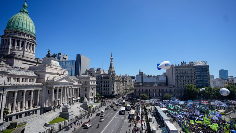 Αργεντινή: Κινητοποιήσεις από τα συνδικάτα στη μεγαλύτερη πρόκληση έως σήμερα για τον πρόεδρο Μιλέι