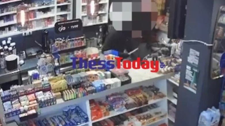 Θεσσαλονίκη: Ληστεία υπό την απειλή μαχαιριού σε μίνι μάρκετ στα Πεύκα