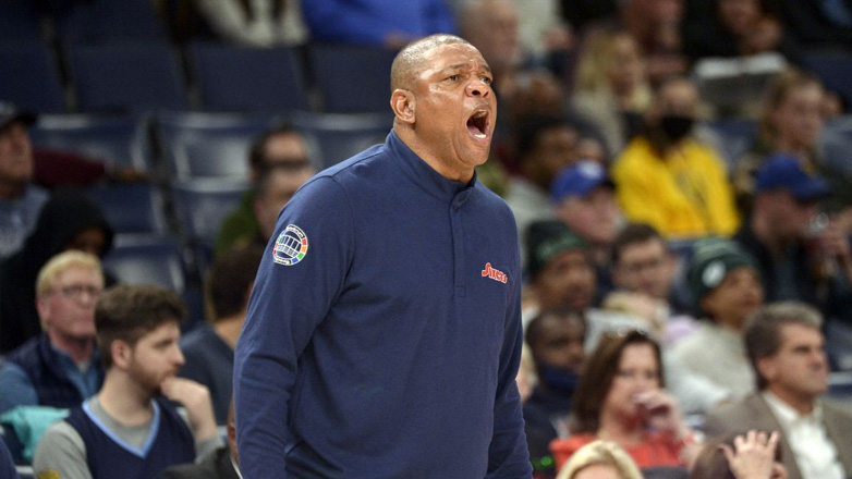 ΝΒΑ: Οι Μπακς συμφώνησαν με τον Ντοκ Ρίβερς, σύμφωνα με το ESPN