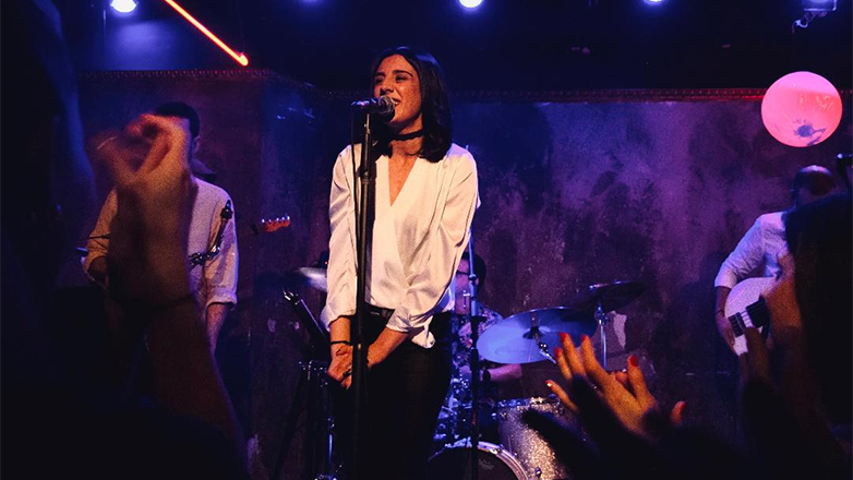 Η Βασιλική Μιχαλοπούλου στη σκηνή του Faust