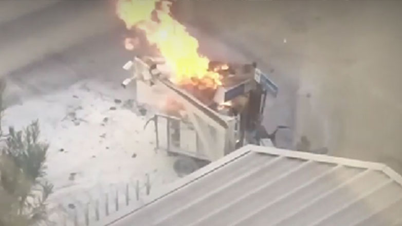 Φωτιά σε όχημα στην Παραλιακή