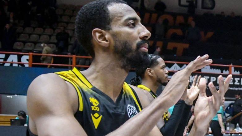 ΑΕΚ: Τον Χόλινς δήλωσε στη θέση του τραυματία Λάνγκστον Χολ στην Basket League