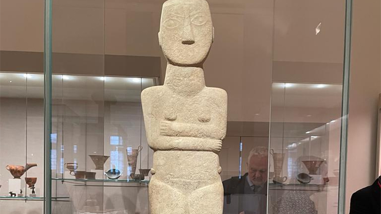 Η συλλογή Στερν εκτίθεται ως δάνειο της Ελλάδας στο Μητροπολιτικό Μουσείο της Νέας Υόρκης