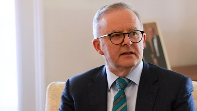 Ο Αυστραλός πρωθυπουργός Αλμπανέζι καταδικάζει τους νεοναζί, με αφορμή τις συλλήψεις κουκουλοφόρων ανήμερα της εθνικής εορτής