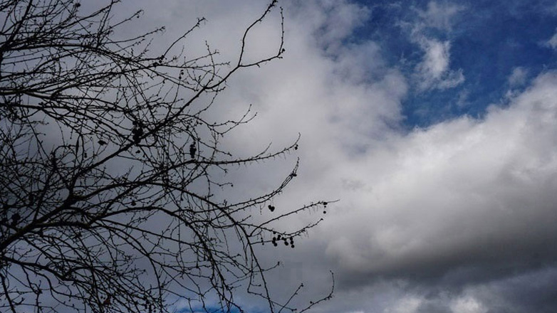 Αίθριος σήμερα ο καιρός με παροδικές νεφώσεις και λίγες βροχές