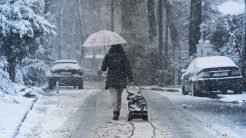 Εκδόθηκε νέο έκτακτο δελτίο της ΕΜΥ για την κακοκαιρία – Χιόνια στην Αττική τη Δευτέρα και την Τρίτη