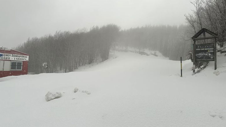 Χιονοθύελλα στο Πήλιο – Ανεστάλη η λειτουργία του Χιονοδρομικού