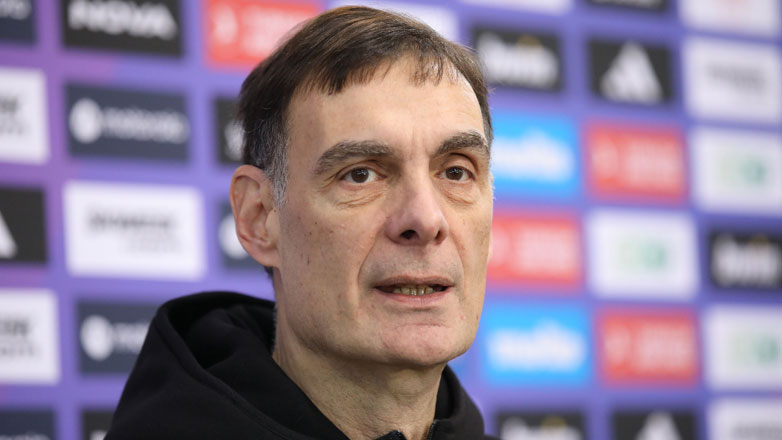 Μπαρτζώκας: «Αμφίβολος ο Πετρούσεφ, ο Ράιτ κάνει ταχύρρυθμα μαθήματα εν όψει Άλμπα»