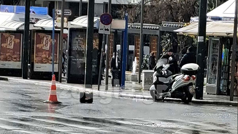 Έληξε ο συναγερμός στο Σύνταγμα – Ελέγχθηκε η ύποπτη «εργαλειοθήκη» και περιείχε καλώδια