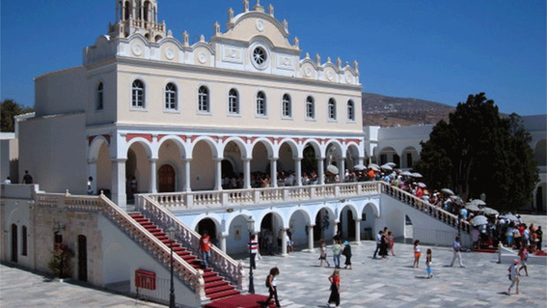 Η θαυματουργή εικόνα της Παναγίας της Τήνου