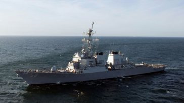 Οι ΗΠΑ κατέρριψαν πύραυλο που εκτοξεύθηκε από τους Χούθι προς την Ερυθρά Θάλασσα