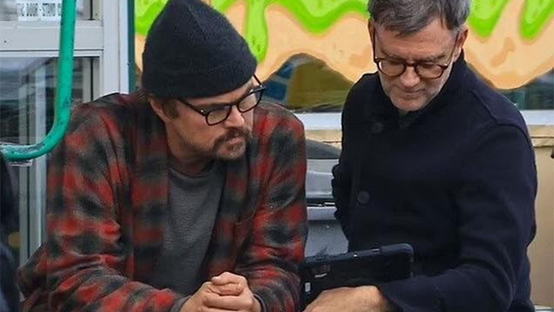 Λεονάρντο Ντι Κάπριο: Αγνώριστος ο διάσημος ηθοποιός στα γυρίσματα της νέας του ταινίας «BC Project»