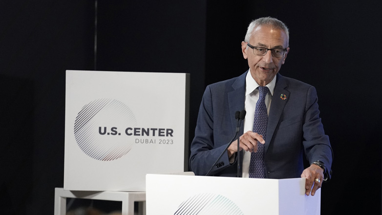 ΗΠΑ: Ο Τζον Ποντέστα θα αντικαταστήσει τον Τζον Κέρι στη θέση του ειδικού απεσταλμένου για το Κλίμα