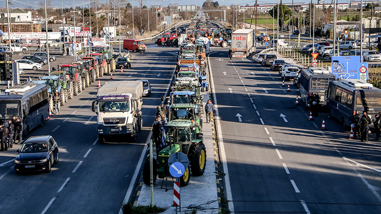 Tα τρακτέρ μπαίνουν στη Θεσσαλονίκη
