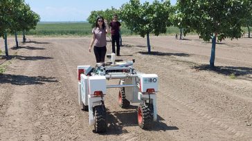 Γεωργία: Όταν τα ρομπότ «γνωρίζουν» ότι ο εργάτης γης έχει κουραστεί και σπεύδουν να …βάλουν ένα χεράκι