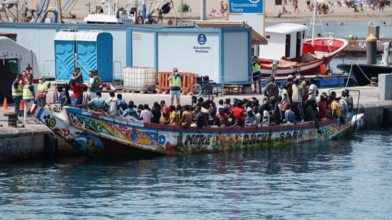 Ισπανία: 1.000% αύξηση στις αφίξεις μεταναστών στα Κανάρια Νησιά τον Ιανουάριο