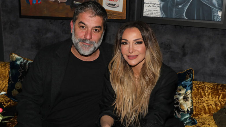 Δέσποινα Βανδή – Βασίλης Μπισμπίκης: Βραδινή έξοδος σε γνωστό νυχτερινό κέντρο