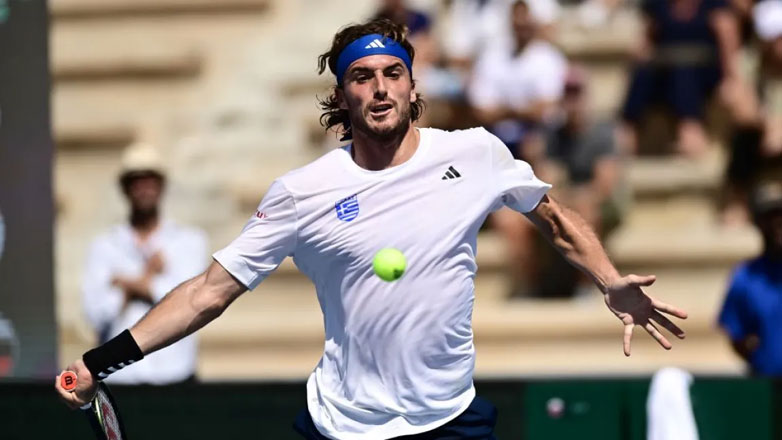 Davies Cup: Ρίχνεται πρώτος για την Ελλάδα ο Τσιτσιπάς στη «μάχη» με τη Ρουμανία