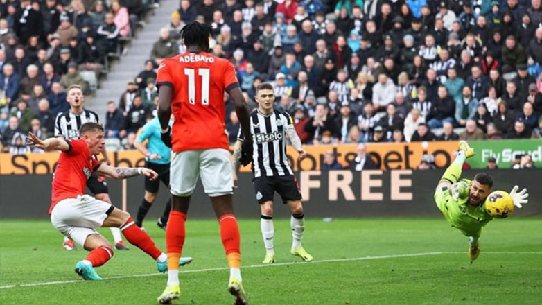 Αγγλία: Συναρπαστικό ματς, Νιούκαστλ-Λούτον 4-4