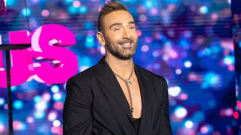 Το J2US επιστρέφει: Tα backstage πλάνα από το τρέιλερ του σόου και όσα αποκάλυψε ο Νίκος Κοκλώνης