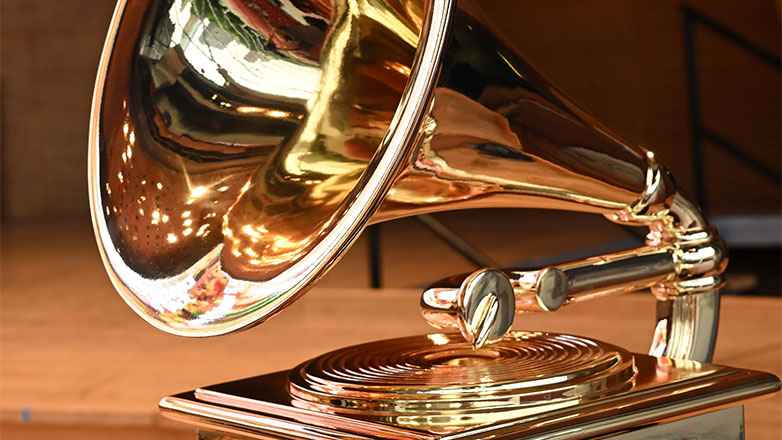 Βραβεία Grammy 2024: H λίστα των υποψηφιοτήτων