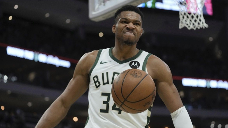 NBA: Νέα μυθική εμφάνιση του Αντετοκούνμπο στην ήττα των Μπακς από τους Τζαζ